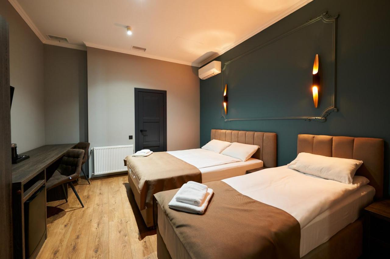 Hotel Classic Kiev Esterno foto